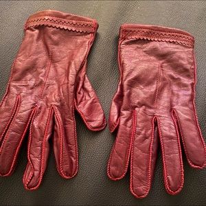 Small- NEW! Burgundy Leather Gloved